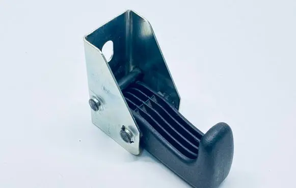 Skoda Octavia Mk2 (1Z) Tie down hook / loop 1Z9867615C