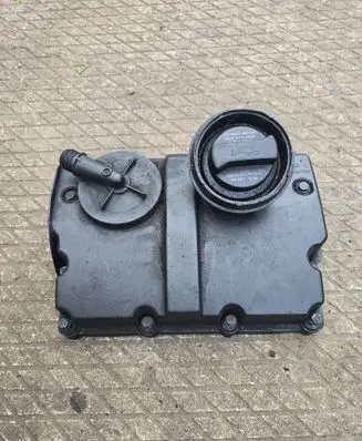 Volkswagen Lupo Rocker cam cover 045103475A 045103469