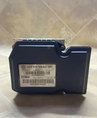 Volkswagen PASSAT B7 ABS Pump 3AA614109AQ 54085622Z 17654081