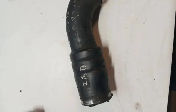 Volvo V70 Air intake duct part 08692401