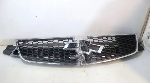 Chevrolet Cruze Front grill