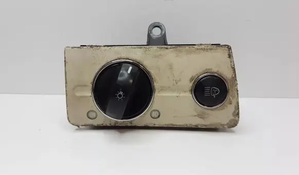 Mercedes-Benz E W211 Light switch 2115450104