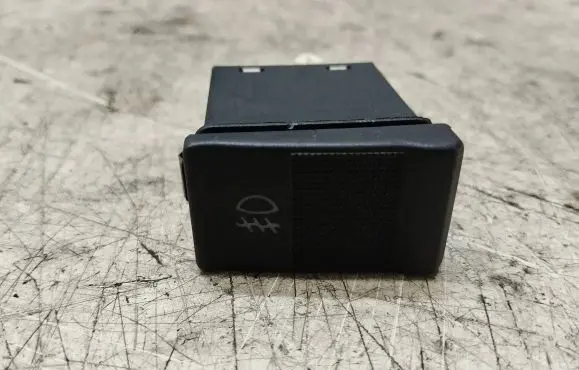 Fog light switch