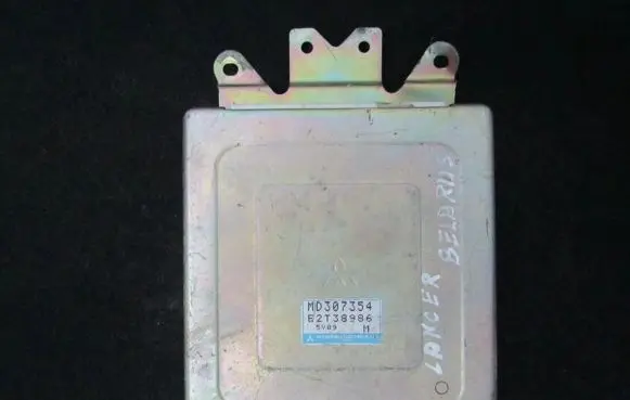Mitsubishi Lancer Engine control unit/module md307354 e2t38986