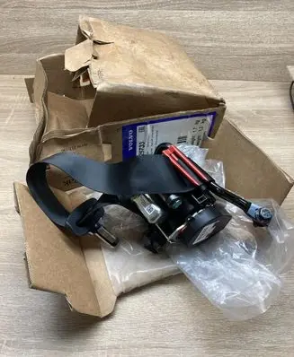 Volvo XC90 Rear seatbelt 39825733 630002100