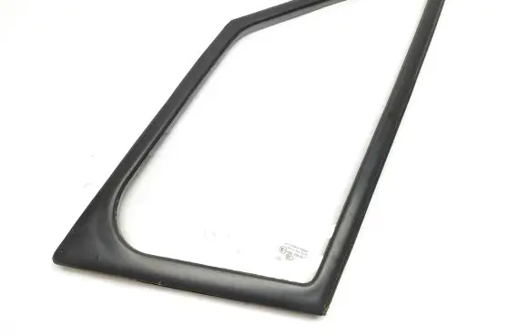 Mercedes-Benz Sprinter W906 Front door vent window glass four-door 43R001025 E000184