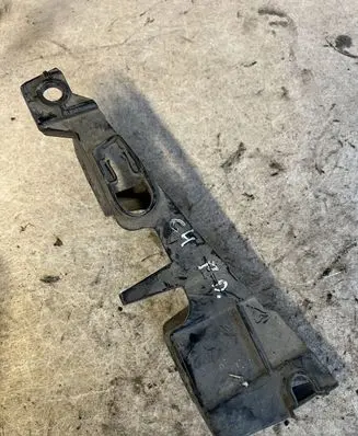 Citroen C4 I Front bumper mounting bracket 9652507280 965250728