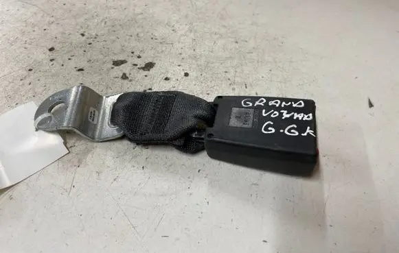 Chrysler Grand Voyager V Rear seatbelt buckle 421093