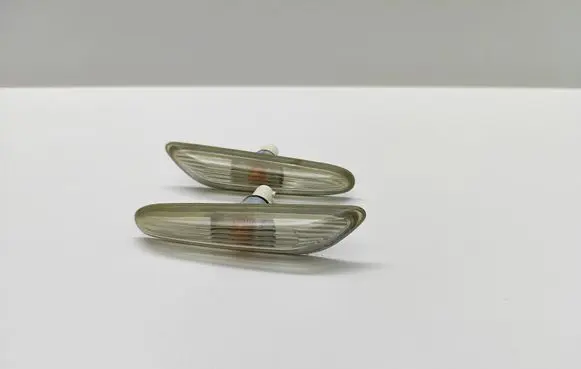 BMW 5 E60 E61 Front fender indicator light 7165742 71657421