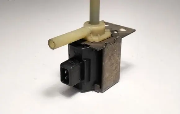 Audi Coupe Starter motor/solenoid 