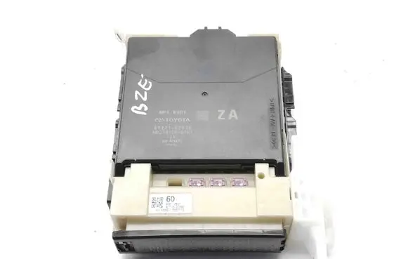 Toyota Corolla E210 E21 Central body control module 8922102830