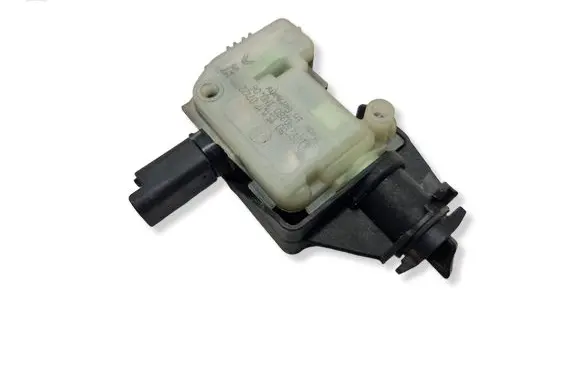 Citroen DS4 Fuel tank cap lock motor 9651690280