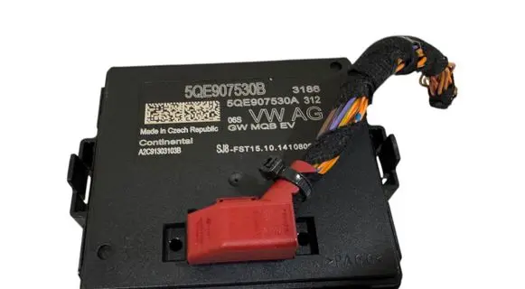 Volkswagen e-Golf Other control units/modules 5QE907530B 5QE907530A A2C91303103B