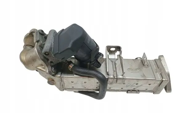 BMW X6 E71 EGR valve cooler 7810871