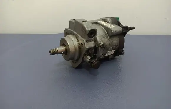 KIA Carnival Fuel injection high pressure pump 331004X700