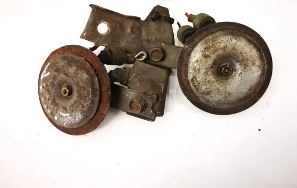 Mitsubishi Lancer Horn signal e200933
