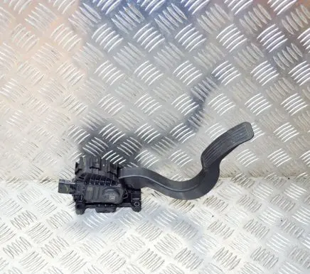 Tesla Model Y Accelerator throttle pedal F2023214132 1011298
