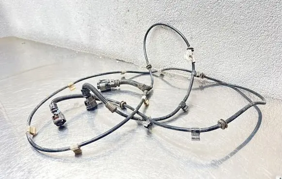Opel Astra H Front ABS sensor wiring 24467410 1D025