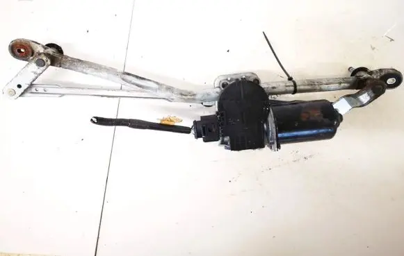 Mazda 3 I Front wiper linkage and motor bn8v6737xa bn8v-6737xa