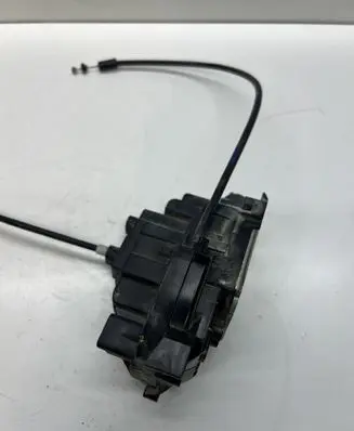 Renault Clio III Rear door lock 09090C