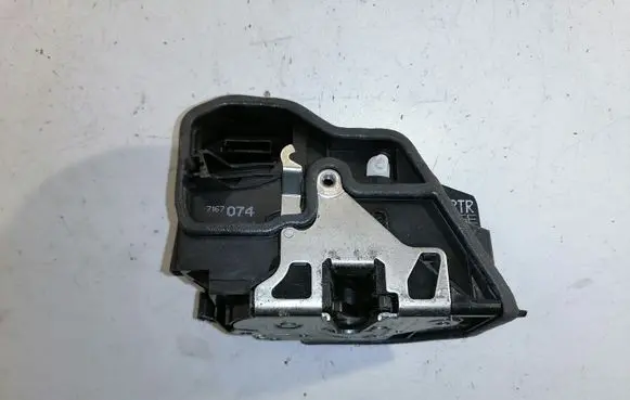 Front door lock