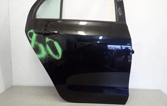 Toyota Yaris Rear door 