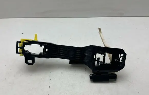 Subaru Outback (BT) Rear door exterior handle/bracket 