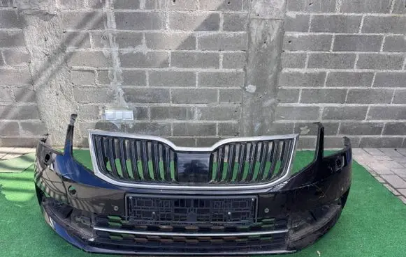 Skoda Octavia Mk3 (5E) Front bumper 5E0807221N
