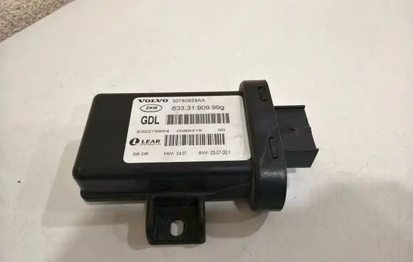 Volvo V70 Light module LCM 30782658AA