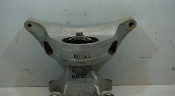 MG ZS Engine mount bracket 