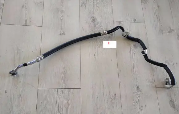 Mazda 2 Air conditioning (A/C) pipe/hose DB5H61462 DB5H-61462