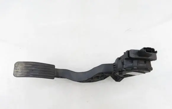 Peugeot 207 Accelerator throttle pedal 9680756880 6PV00908300