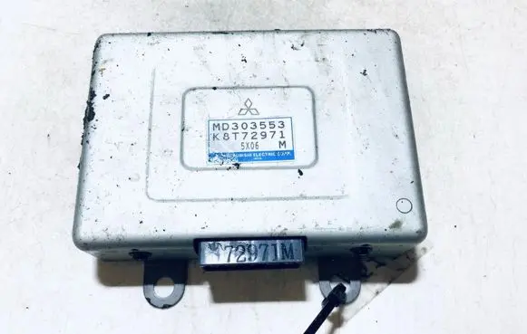 Mitsubishi Space Wagon Engine control unit/module md303553 k8t72971