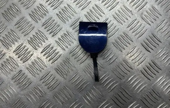 Opel Zafira A Rear bumper row hook cap/cover 90580831