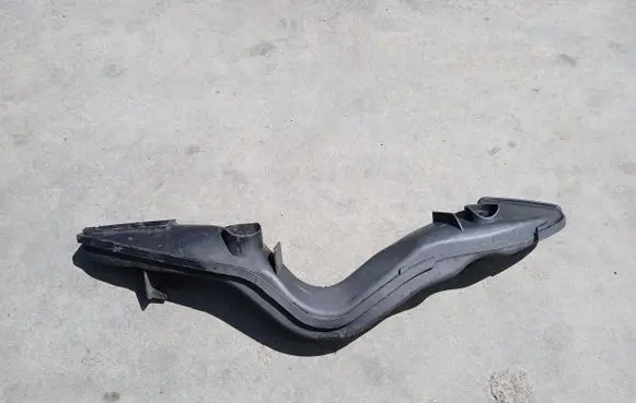 Ford Galaxy Air intake hose/pipe 7M519E635AD