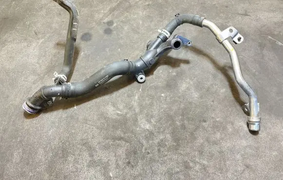 Mercedes-Benz A W177 Engine coolant pipe/hose A2822032600 210473136R