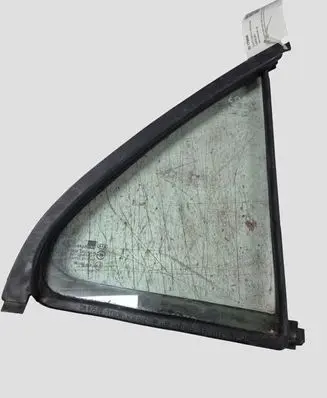 KIA Sorento Rear side window 835623E000