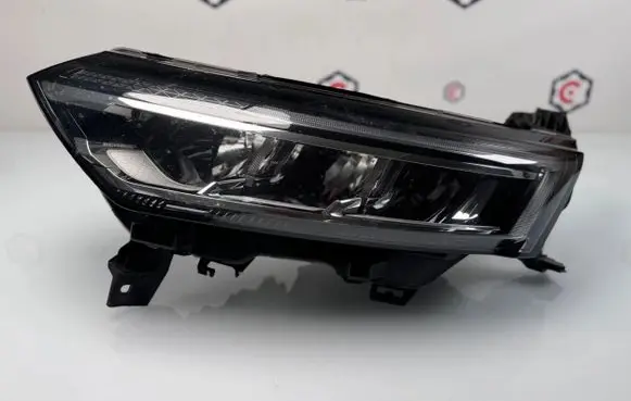 Renault Koleos II Headlight/headlamp 260607971R