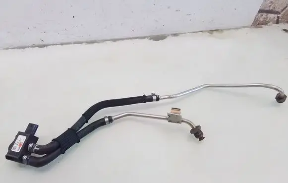 Peugeot 2008 II Exhaust gas pressure sensor 9832926080