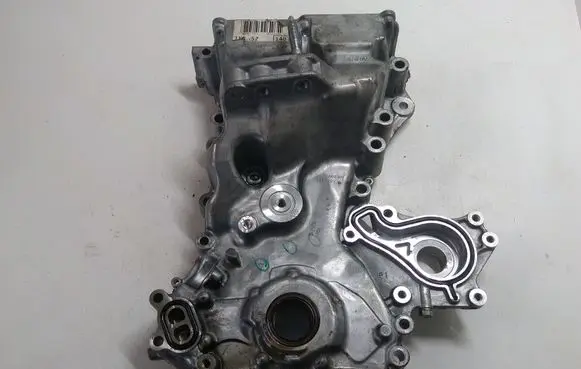 Toyota Aygo AB10 Oil pump 