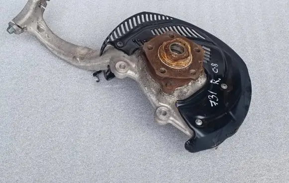 Audi A6 S6 C8 4K Front wheel hub spindle knuckle 4K0407560D