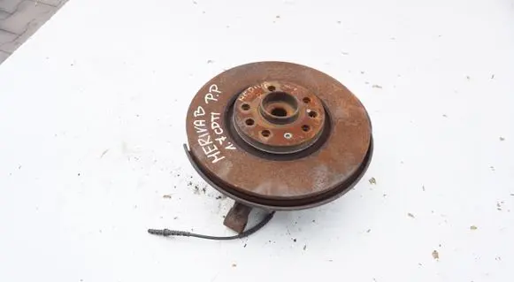Opel Meriva B Front wheel hub spindle knuckle
