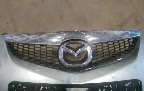 Mazda 6 Front grill 