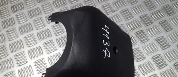 Opel Astra G Steering wheel column trim
