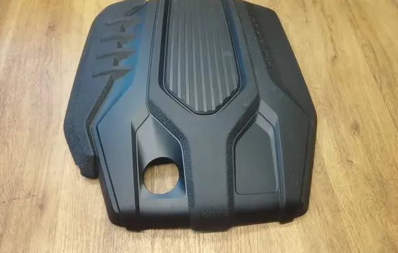 Porsche Macan (95B) Engine cover (trim) 95B103925P
