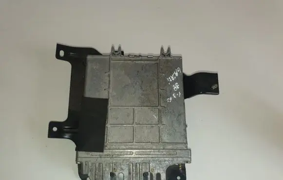 Volkswagen Sharan Engine control unit/module
