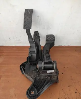 Skoda Rapid (NH) Pedal assembly E17131634 0280755336 1005746