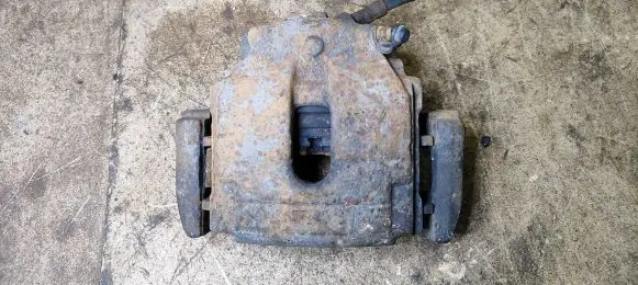 BMW X3 E83 Front brake caliper