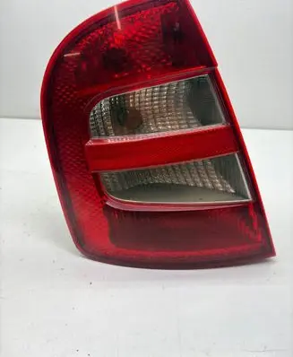 Skoda Fabia Mk1 (6Y) Rear/tail lights 6Y6945095 6Y6945111