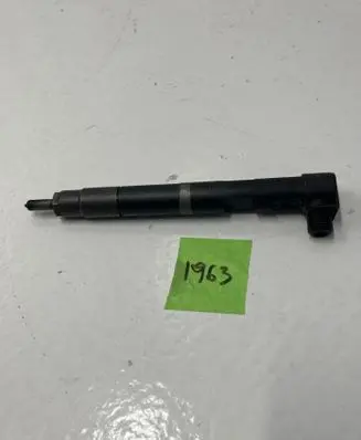 Mercedes-Benz Sprinter W906 Fuel injector A6510700587